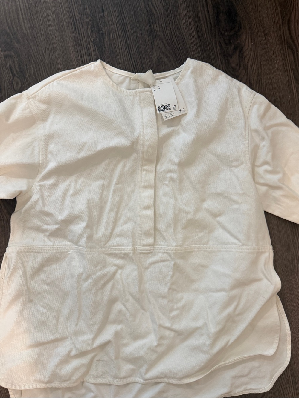 NWT White Long-Sleeve Peplum Top